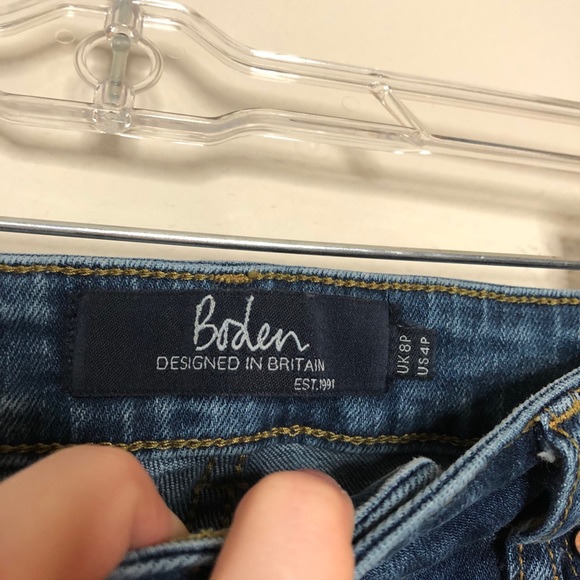 Boden The Heswall Flare Mid-Vintage Y2K Jeans 4P - Picture 8 of 10